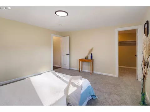 450 Hunsaker Ln, Eugene, OR 97404 photo 19