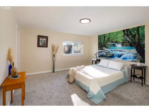 450 Hunsaker Ln, Eugene, OR 97404 photo 17