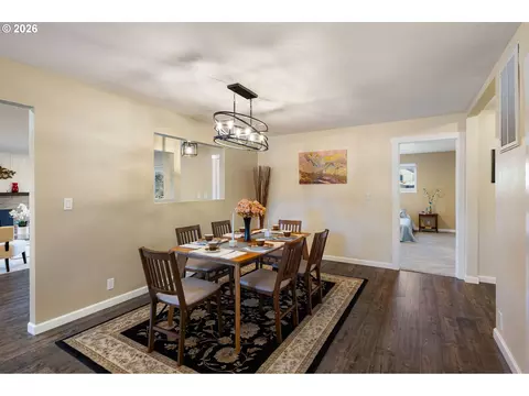 450 Hunsaker Ln, Eugene, OR 97404 photo 10