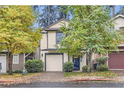 8006 SE Sporri Ln, Milwaukie, OR 97267