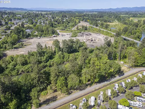 16190 SE Kreder Rd, Dayton, OR 97114