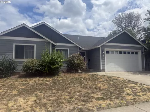 1075 12th Ave, Sweet Home, OR 97386