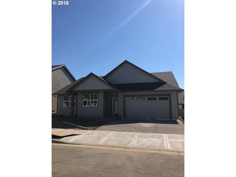 1920 Daniel Dr, Newberg, OR 97132 photo 1