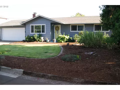 3635 Cherokee Dr, Springfield, OR 97478 photo 1