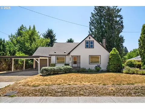 2017 NE 68th St, Vancouver, WA 98665