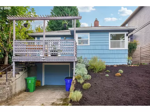 3326 SE 28th Pl, Portland, OR 97202