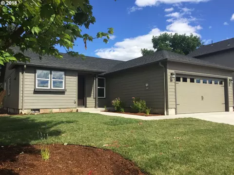 303 La Casa St, Eugene, OR 97402 photo 1