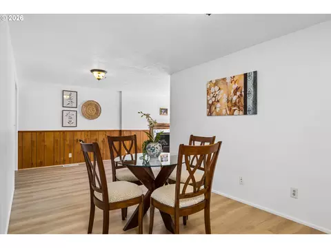 Dining - 619 Blackstone St, Springfield, OR 97477 photo 1 of 3