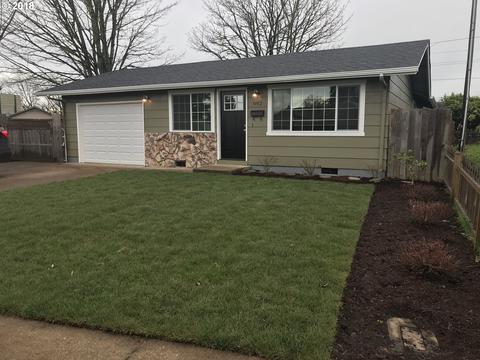 992 Quinalt St, Springfield, OR 97477 photo 1