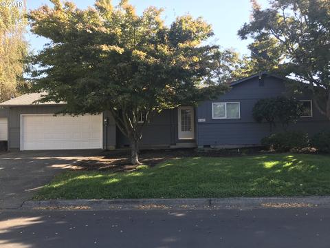 2433 Dumas Dr, Springfield, OR 97477 photo 1