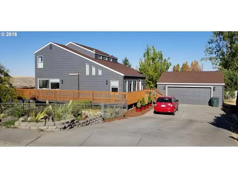 31 SE Kirk Pl, Pendleton, OR 97801 photo 1