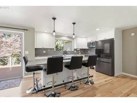 Kitchen - 37845 Shenandoah Loop, Springfield, OR 97478 photo 1 of 5
