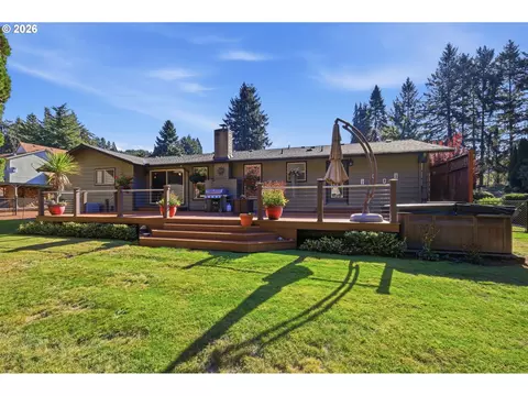 Exterior - 37845 Shenandoah Loop, Springfield, OR 97478 photo 3 of 11