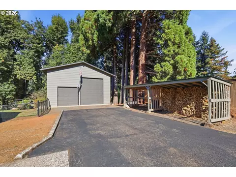 Exterior - 37845 Shenandoah Loop, Springfield, OR 97478 photo 2 of 11
