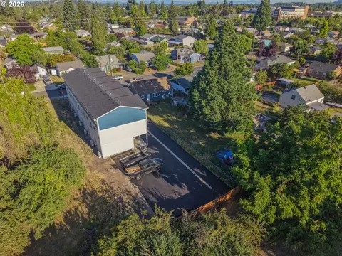 View/Area - 505 17th St, Springfield, OR 97477 photo 5 of 5