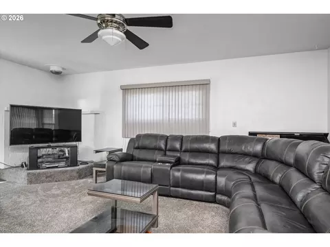 32120 Coburg Bottom Loop Rd, Eugene, OR 97408 photo 13