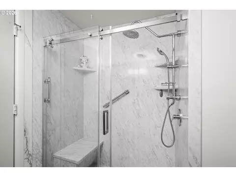 32120 Coburg Bottom Loop Rd, Eugene, OR 97408 photo 24