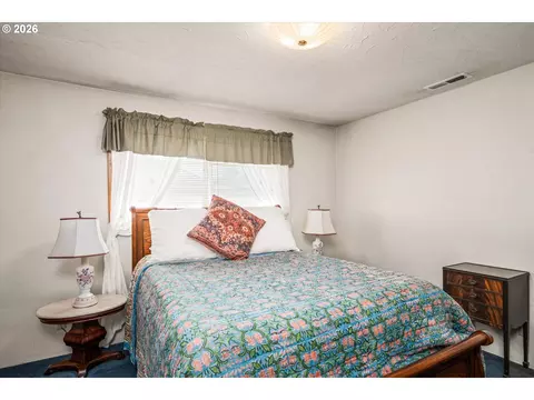 32120 Coburg Bottom Loop Rd, Eugene, OR 97408 photo 21