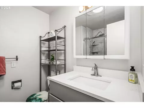 32120 Coburg Bottom Loop Rd, Eugene, OR 97408 photo 23