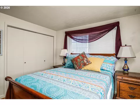 32120 Coburg Bottom Loop Rd, Eugene, OR 97408 photo 20