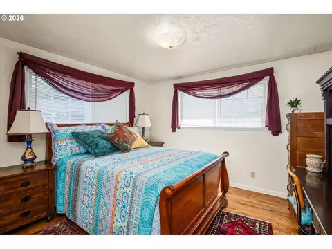 32120 Coburg Bottom Loop Rd, Eugene, OR 97408 photo 19