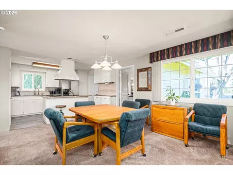 32120 Coburg Bottom Loop Rd, Eugene, OR 97408 photo 8