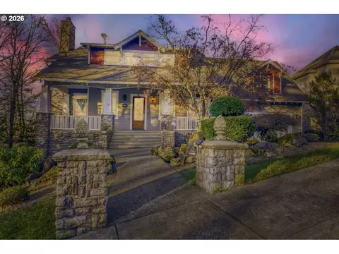 10235 SE Crescent Ridge Loop, Happy Valley, OR 97086