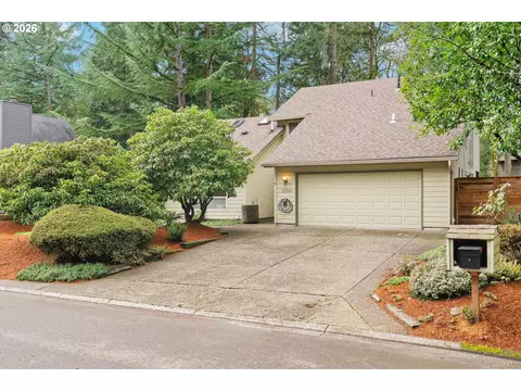 17397 SW Brandyshire Ct, Portland, OR 97224