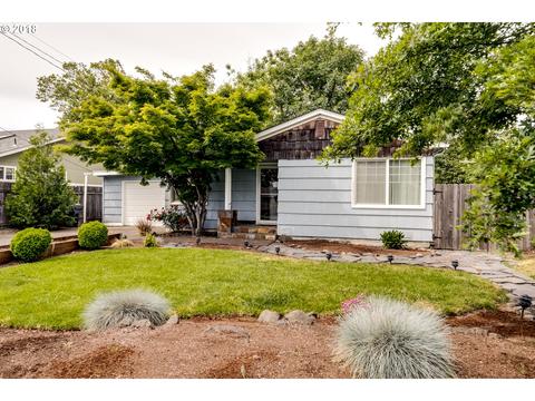1055 Clinton Dr, Eugene, OR 97401 photo 1