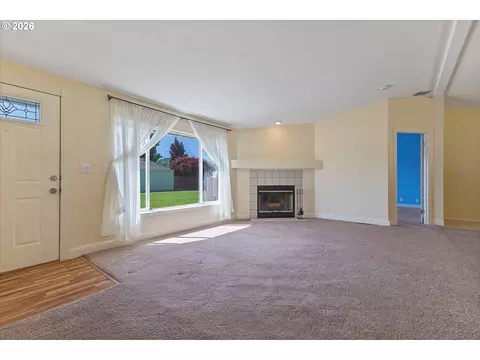 1949 SE Palmquist Rd #73, Gresham, OR 97080 photo 4