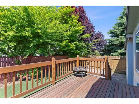 1949 SE Palmquist Rd #73, Gresham, OR 97080 photo 25