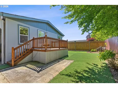 1949 SE Palmquist Rd #73, Gresham, OR 97080 photo 24