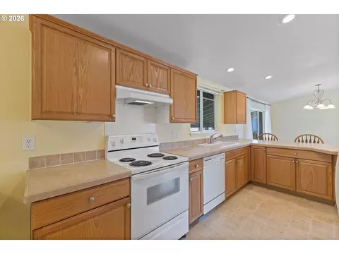 1949 SE Palmquist Rd #73, Gresham, OR 97080 photo 7