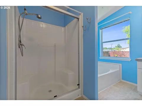 1949 SE Palmquist Rd #73, Gresham, OR 97080 photo 13