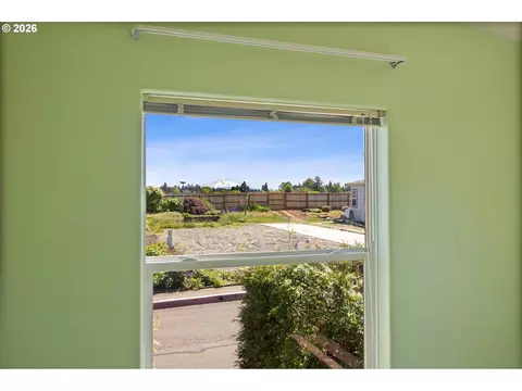 1949 SE Palmquist Rd #73, Gresham, OR 97080 photo 16