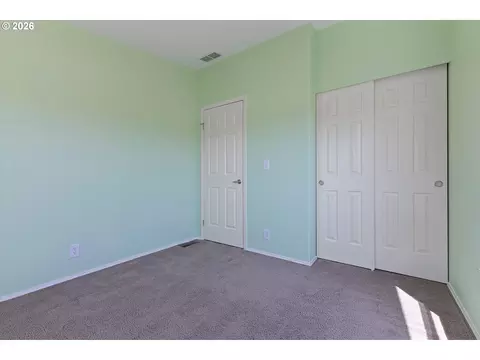 1949 SE Palmquist Rd #73, Gresham, OR 97080 photo 17