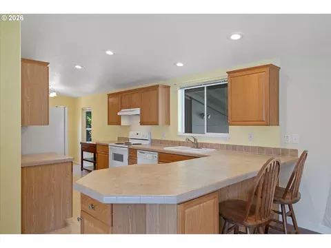 1949 SE Palmquist Rd #73, Gresham, OR 97080 photo 6