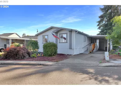 1199 N Terry St #329, Eugene, OR 97402