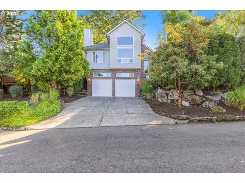 8770 SW 71st Pl, Portland, OR 97223