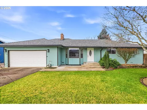 153 S 26th Ave, Cornelius, OR 97113
