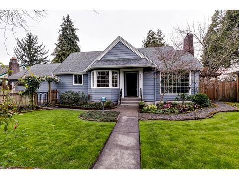 590 Walnut Ln, Eugene, OR 97401 photo 1