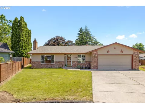1108 NE 133rd Cir, Vancouver, WA 98685