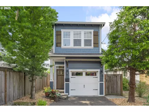 7826 N Decatur St, Portland, OR 97203