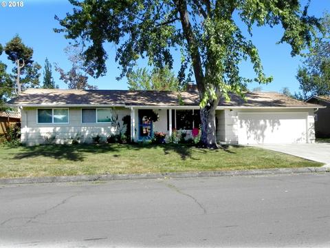 775 E 36th Pl, Eugene, OR 97405 photo 1