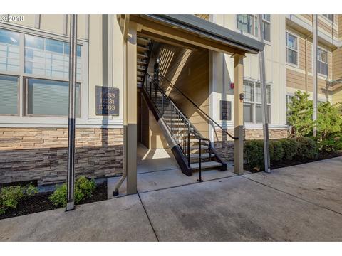 17331 Ruben Ln, Sandy, OR 97055 photo 1