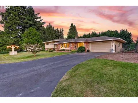 8439 SE Cottrell Rd, Boring, OR 97009
