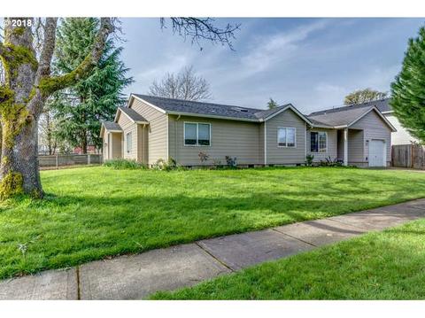 1210 E 8th St, Newberg, OR 97132 photo 1