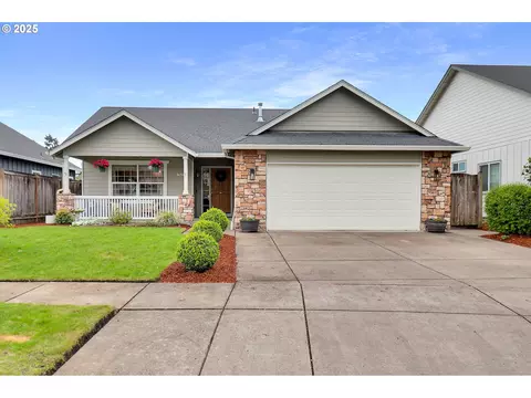 3656 Countryside Ln, Eugene, OR 97404