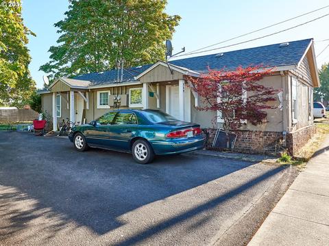 309 E 5th St, Molalla, OR 97038 photo 1