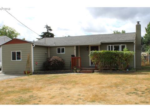 710 E 8th St, Newberg, OR 97132 photo 1